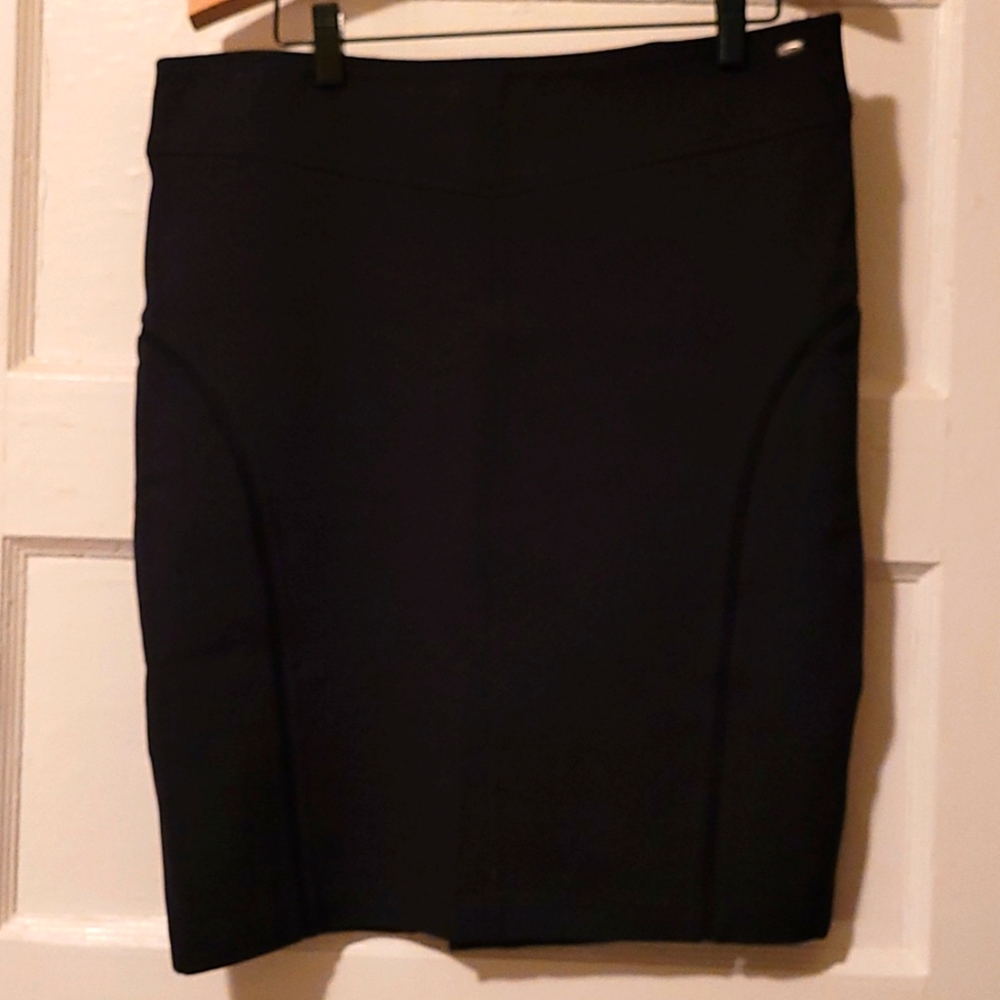 Guess black XL pencil skirt with black fishnet detail